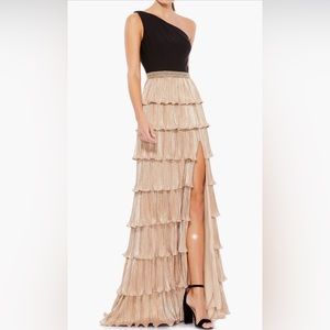 NWT Leena Mac Duggal One Shoulder Layered Metallic Ruffle Gown Sz 2 $498 26541